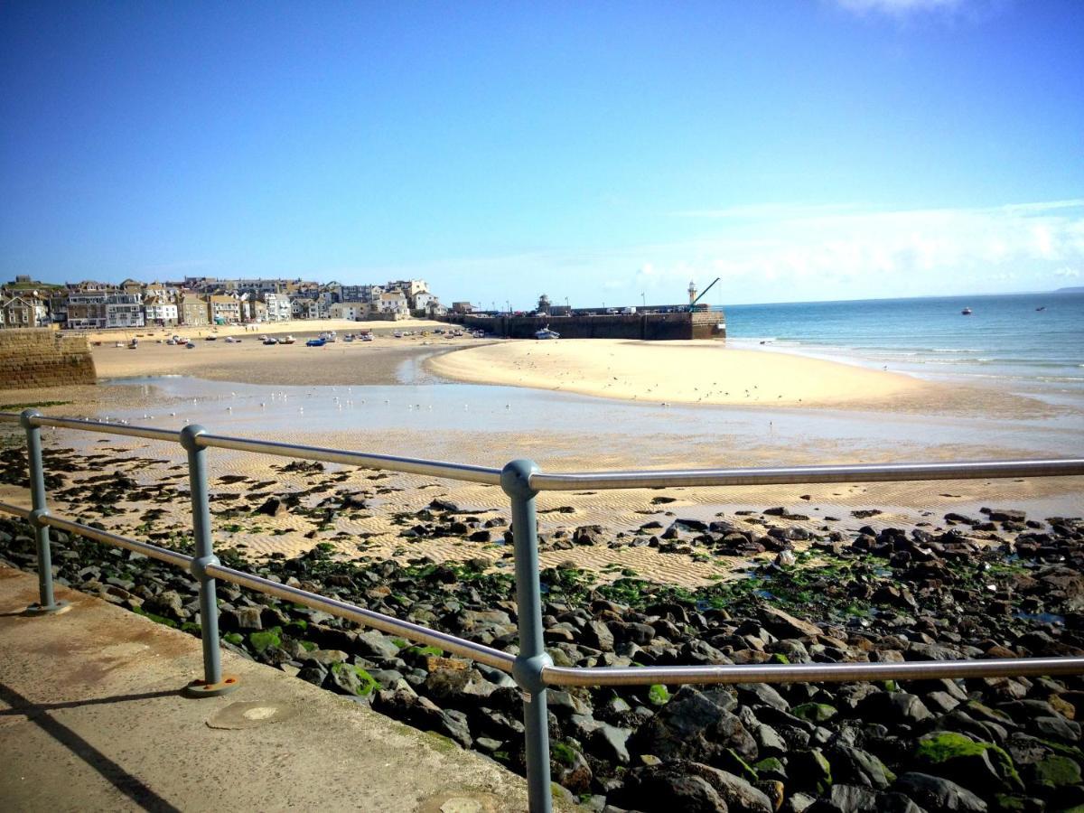 Coast Accommodation St Ives Exteriör bild